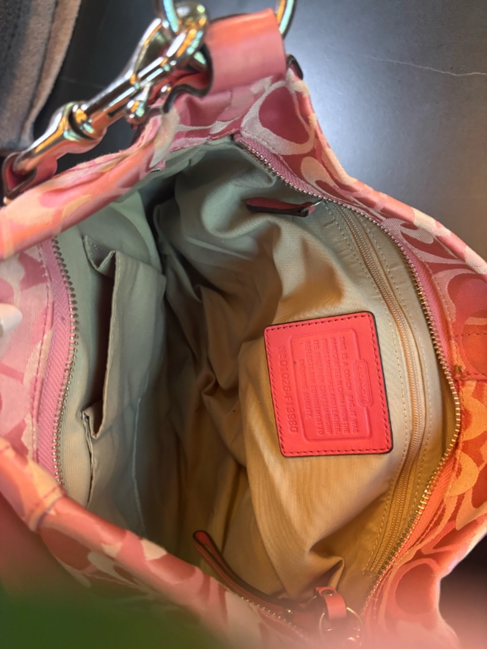 Coach Pink Signature Soho Hobo Shoulder Bag Y2K Canvas Leather Purse F13980 - Picture 4 of 6